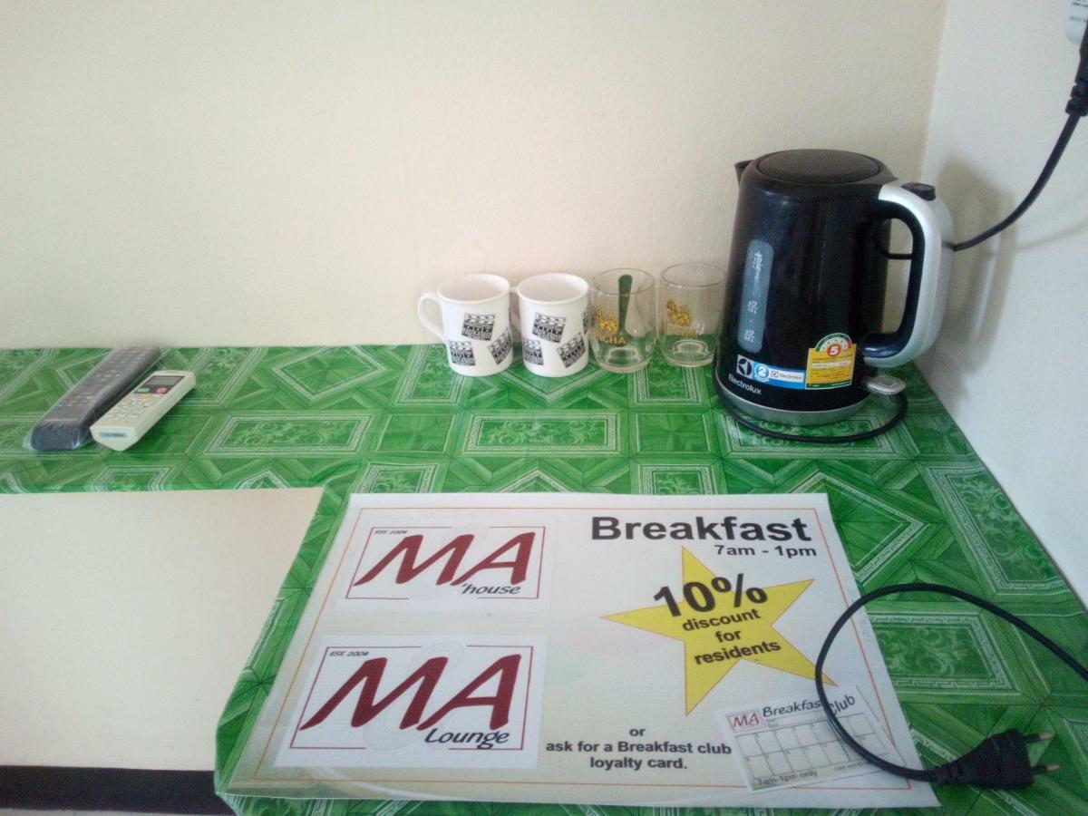 M & A Guesthouse Хуа Хин Екстериор снимка