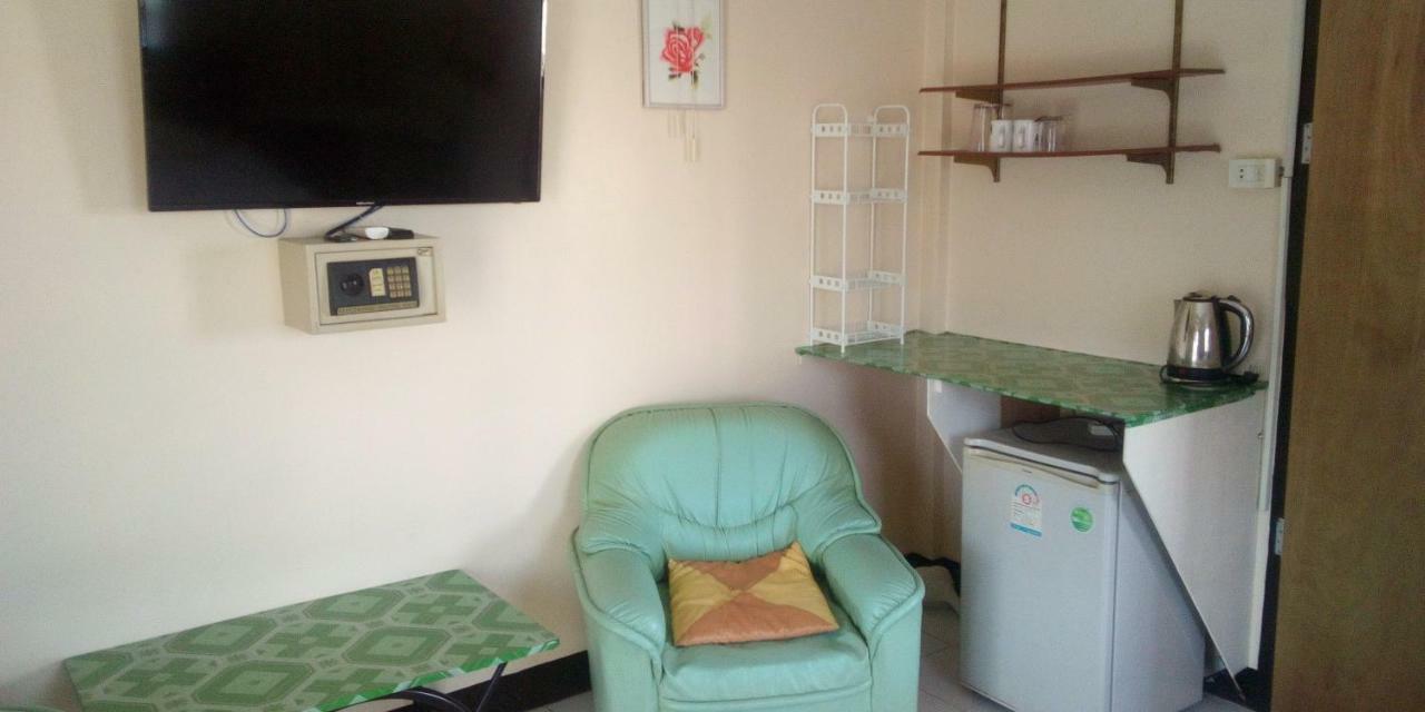 M & A Guesthouse Хуа Хин Екстериор снимка