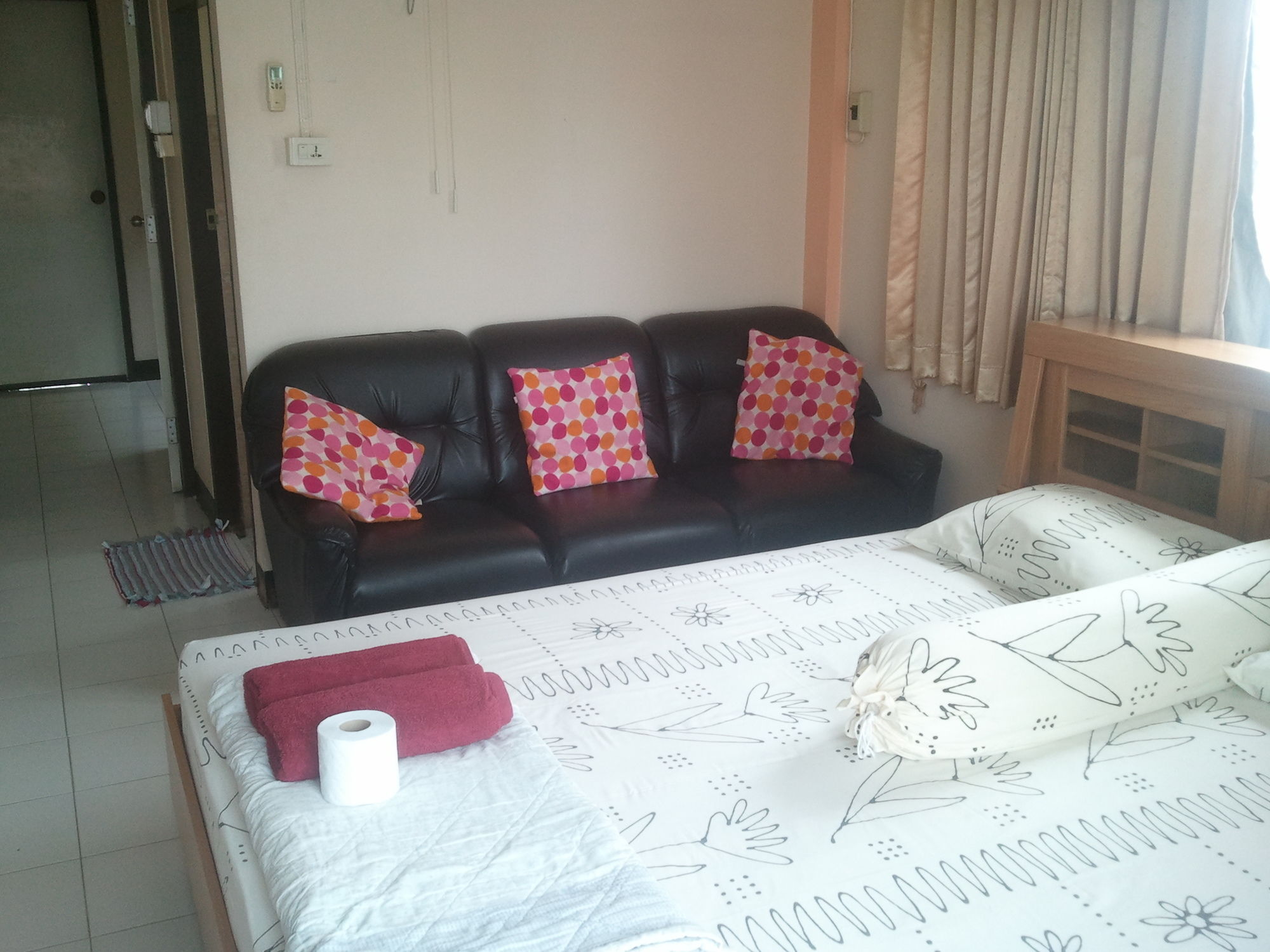 M & A Guesthouse Хуа Хин Екстериор снимка